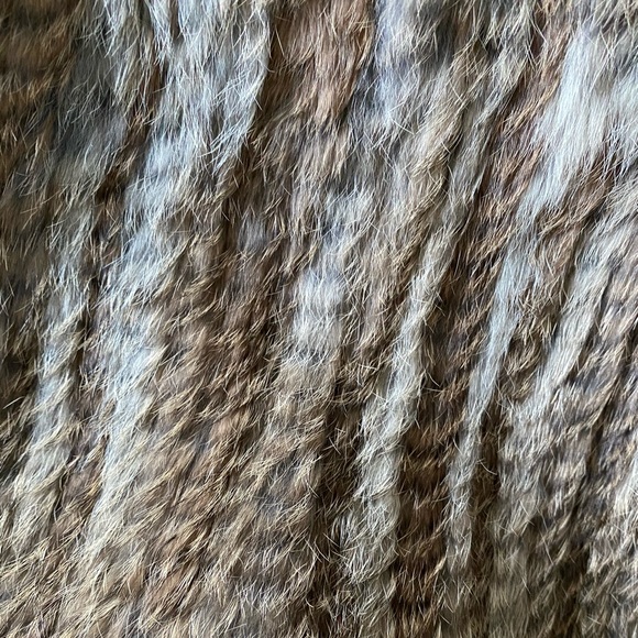 525 America - 100% Rabbit Vest - Picture 5 of 5